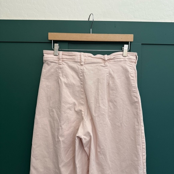 Marine Layer Bridget Slim Wide Leg Crop in Peach Whip - Picture 7 of 9